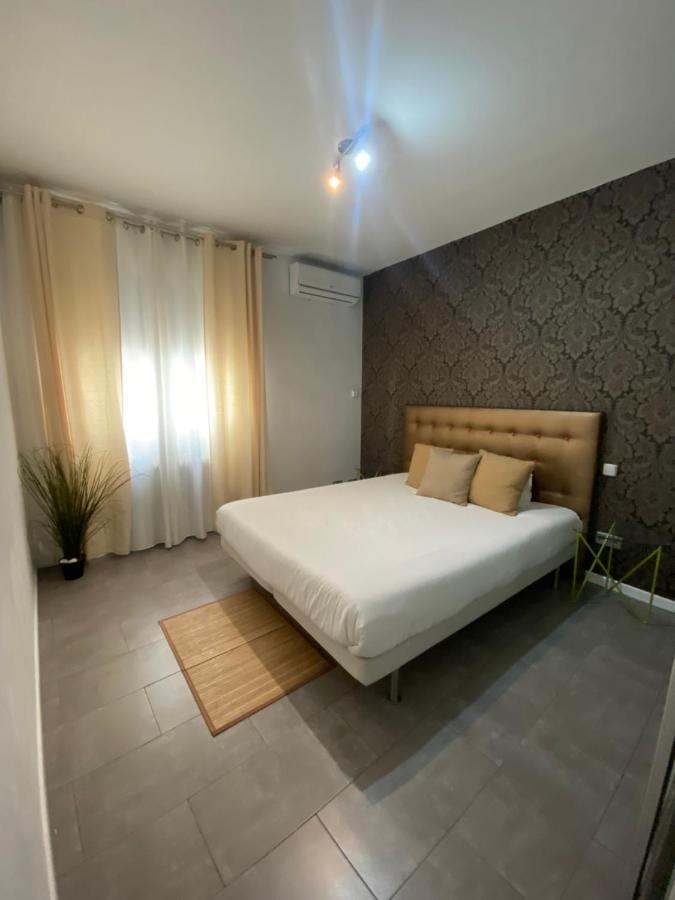 Six Rooms Plaza Mayor Madrid Habitación foto