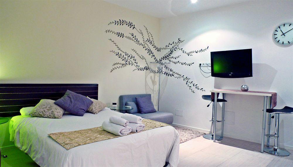 Six Rooms Plaza Mayor Madrid Exterior foto