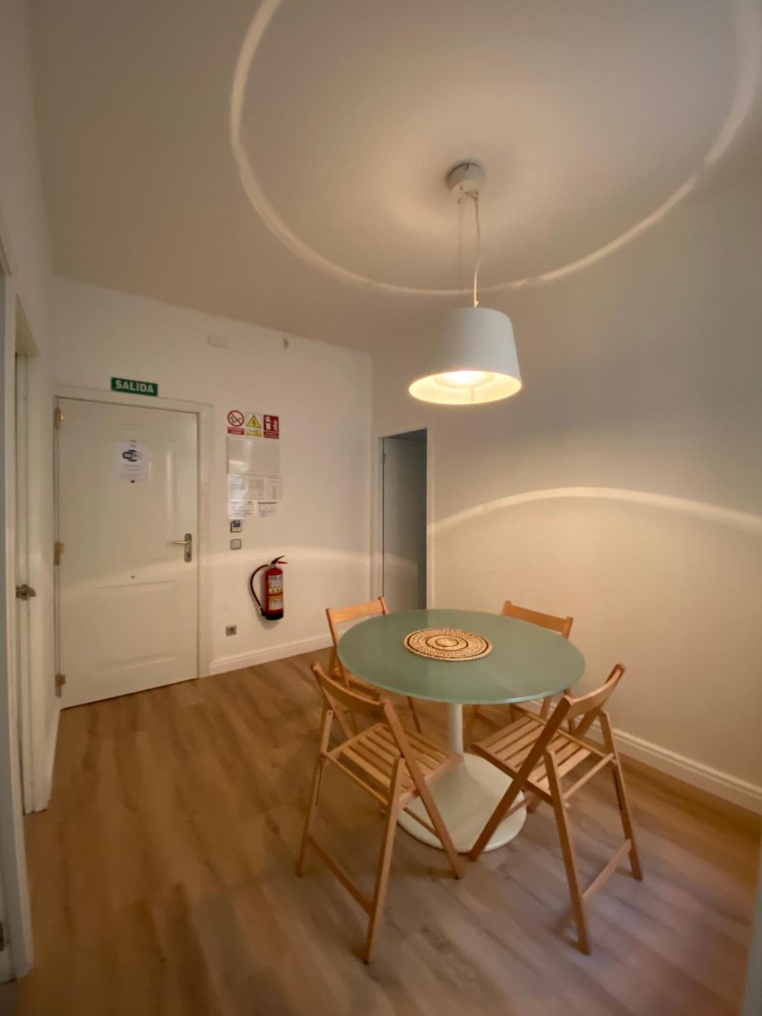 Six Rooms Plaza Mayor Madrid Habitación foto