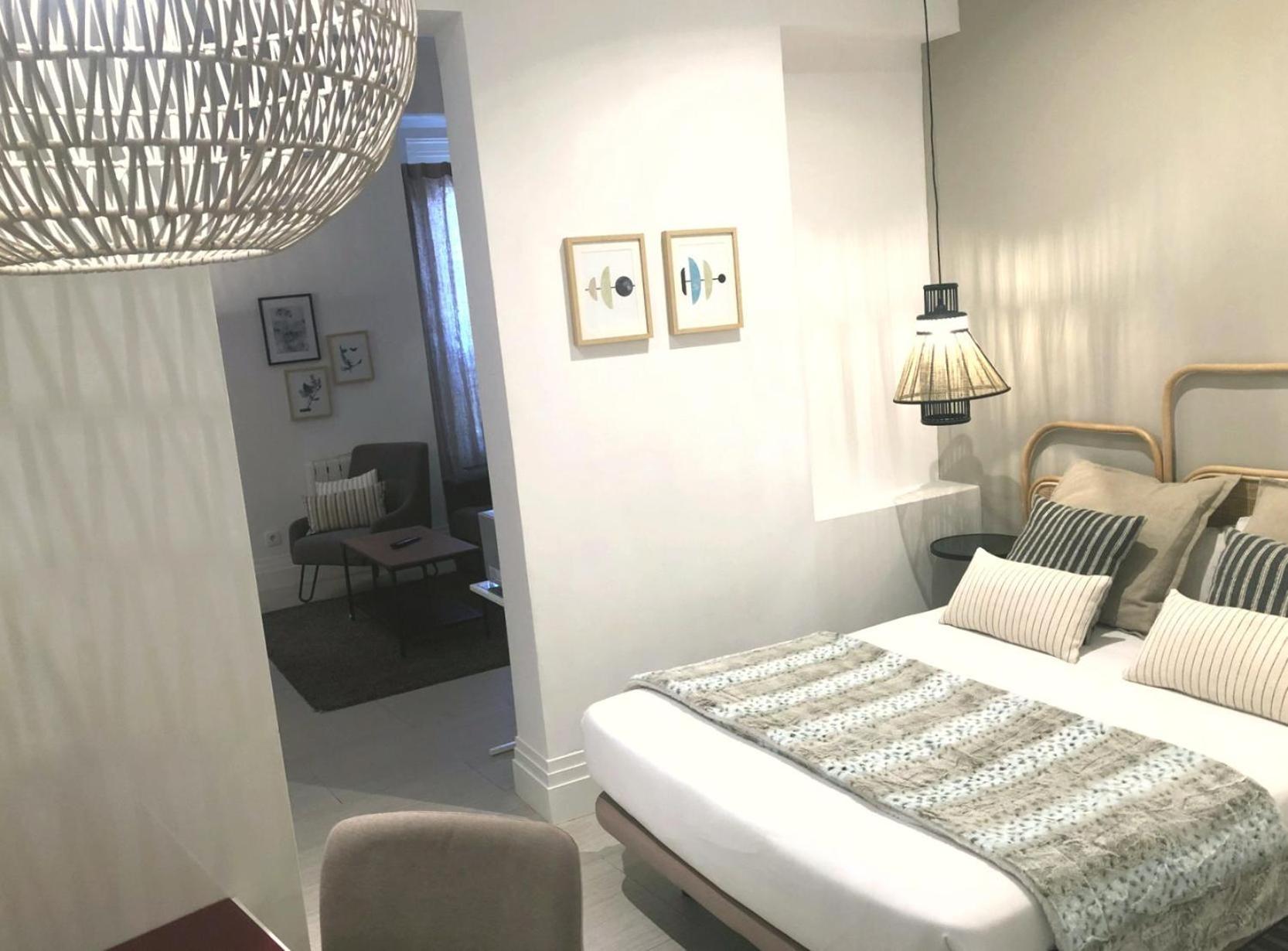 Six Rooms Plaza Mayor Madrid Habitación foto
